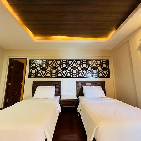 Alam Indah Beach Resort Busuanga Exterior photo